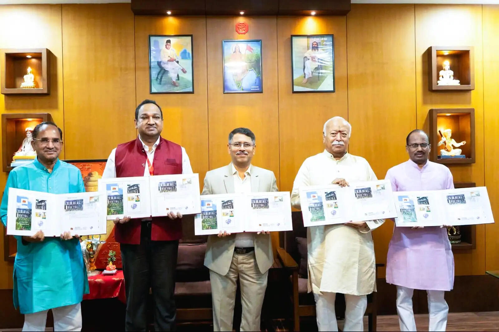 'संघ और राष्ट्रकार्य हेडगेवार के जीवन के अभिन्न अंग रहे हैं': मोहन भागवत