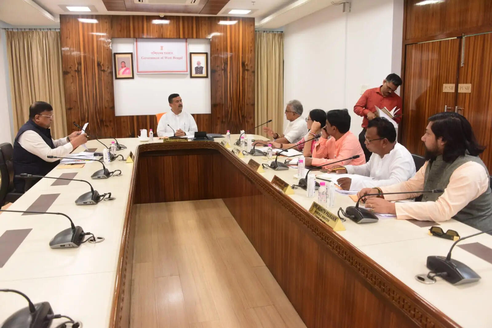 बंगाल मंत्रिमंडल ने अन्नपूर्णा योजना को दी मंजूरी, सातवें वेतन आयोग के गठन का लिया निर्णय