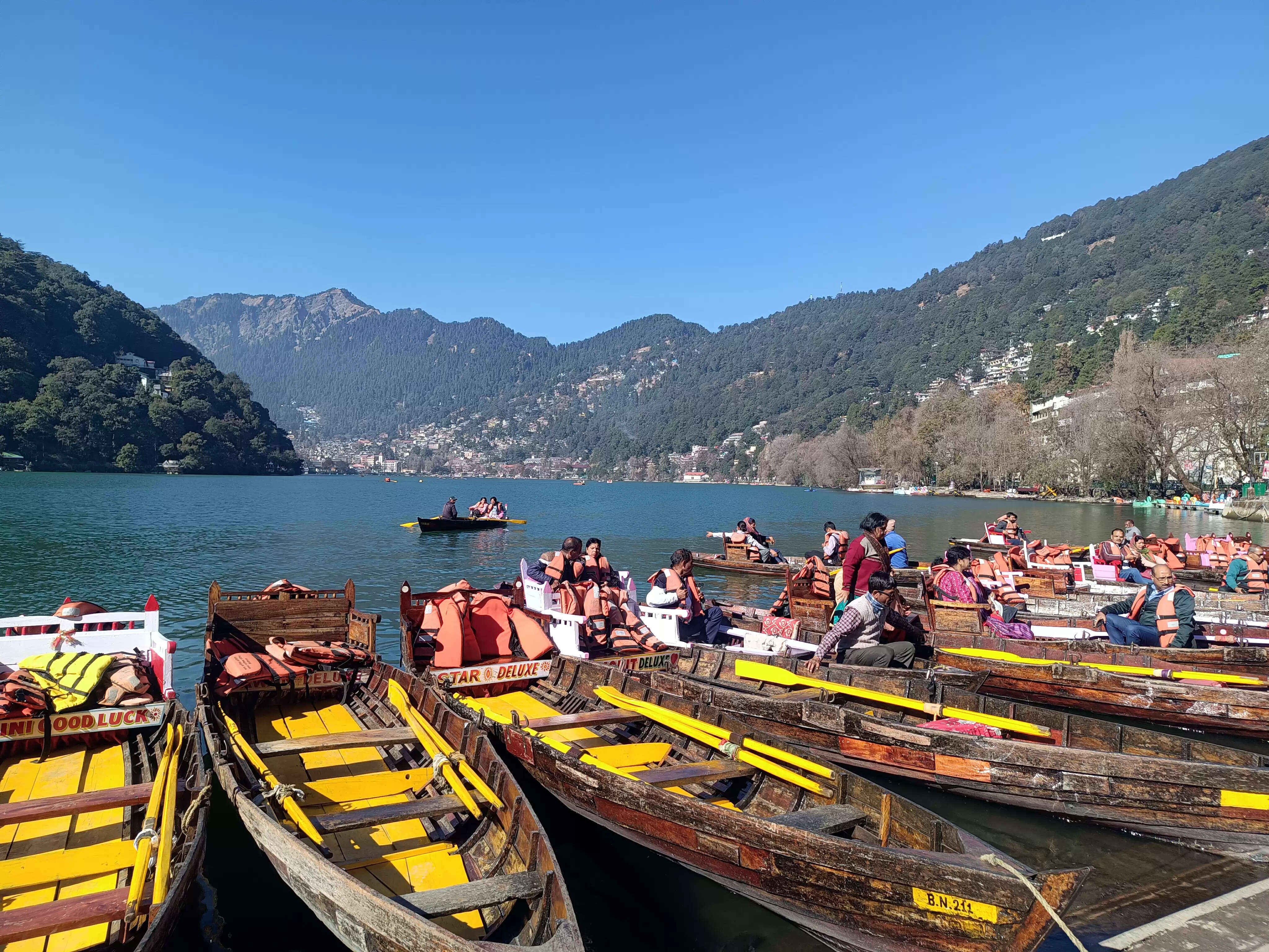 नैनीताल में दिसंबर में गर्मी, रात्रि का तापमान भी दहाई में, दिन का तापमान दोगुने से भी अधिक