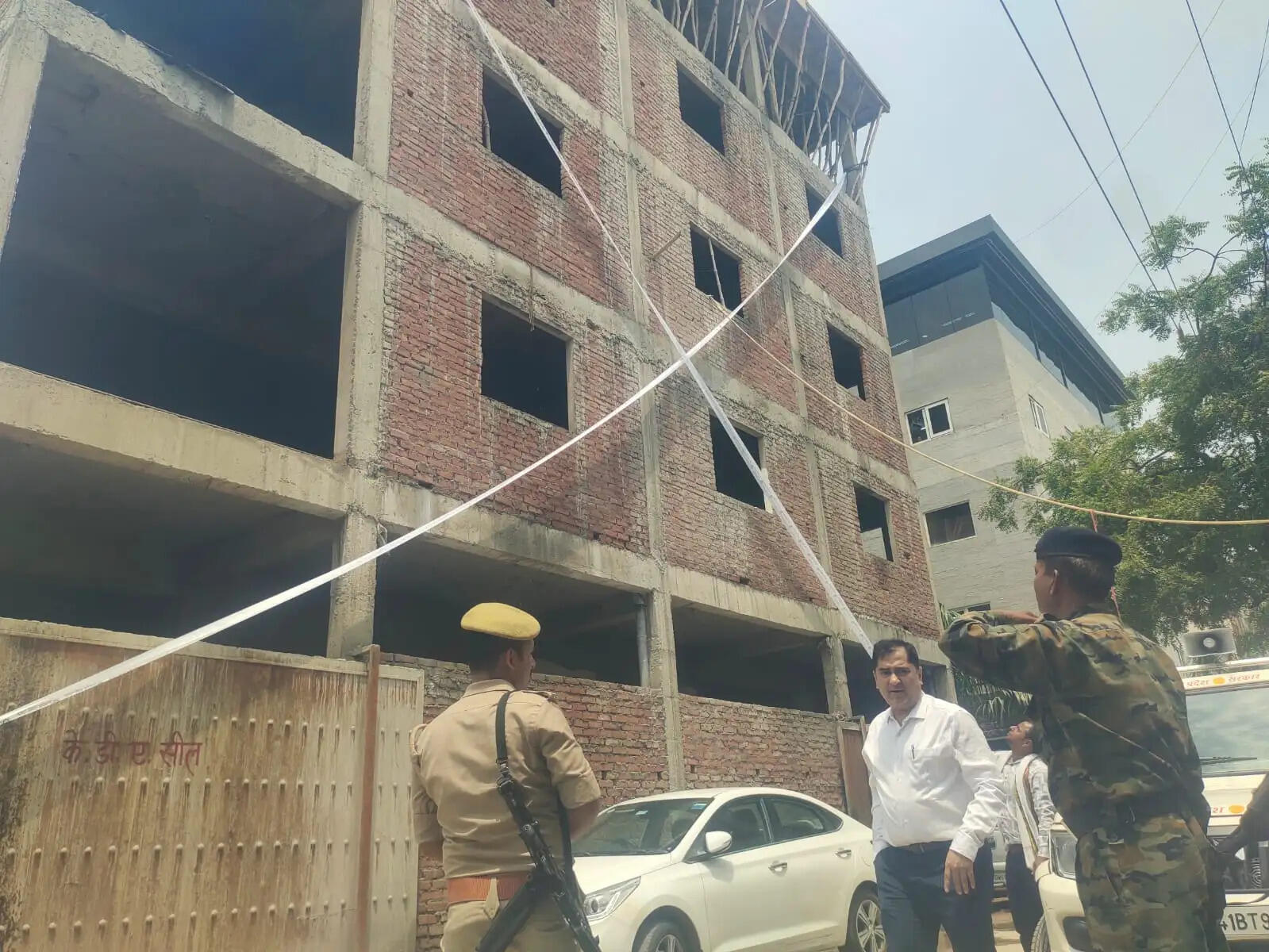 बिना मानचित्र स्वीकृत कराए हो रहे निर्माण पर केडीए की कार्रवाई, भवन सील