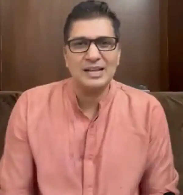 आआपा ने ऑनलाइन शराब बुकिंग को बंद न करने पर दिल्ली सरकार के खिलाफ प्रदर्शन करने का किया ऐलान