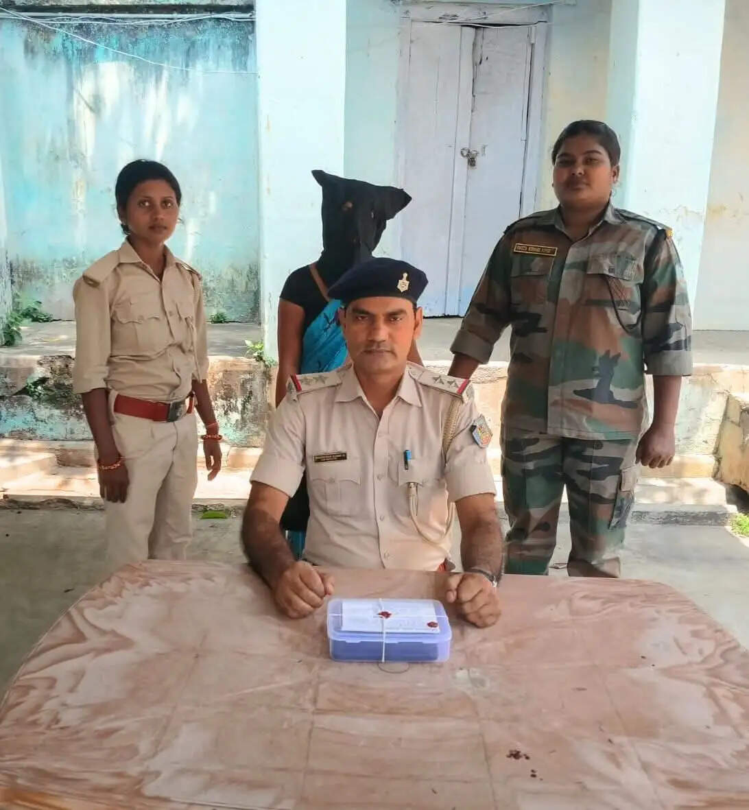 साइबर ठगी मामले में महिला गिरफ्तार