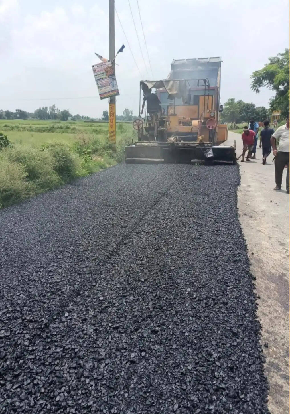 सीएम योगी के विजन से दक्षिणांचल में भी बढ़ रही रोड कनेक्टिविटी