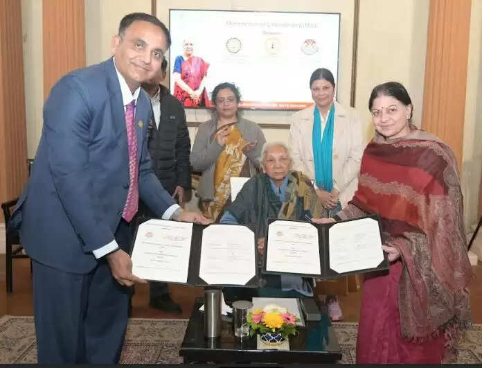 कैनेडियन हिन्दू चैंबर ऑफ कॉमर्स का यूपी के तीन विश्वविद्यालयों से हुआ समझौता