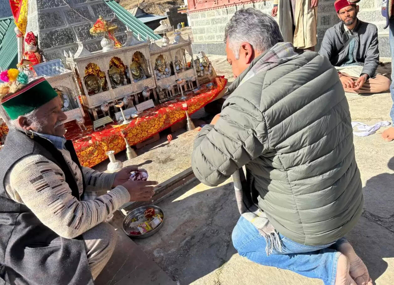 कोटखाई में 56 वर्षों बाद देव शांत यज्ञ, शिक्षा मंत्री ने लिया देवता का आशीर्वाद