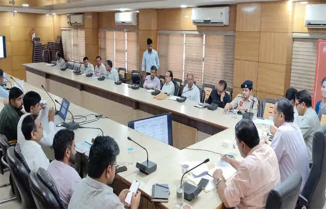 नारनौल में यातायात नियम तोड़ने पर 12 हजार चालान, 2.35 करोड़ वसूले