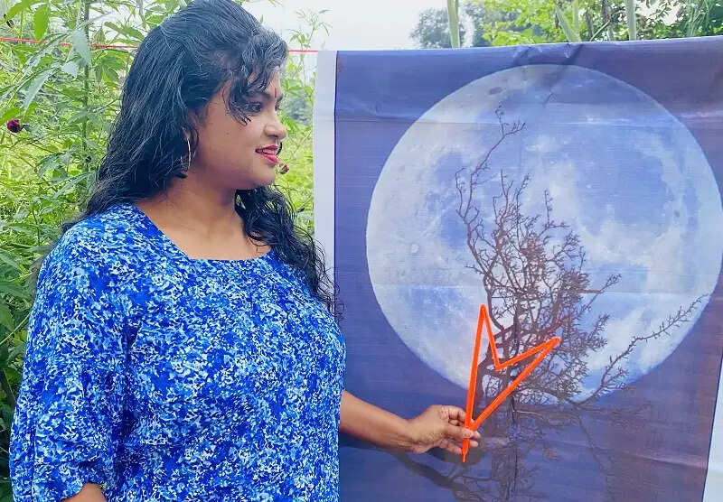 आसमान में रविवार की रात दिखेगा साल का सबसे छोटा ब्लू माइक्रोमून