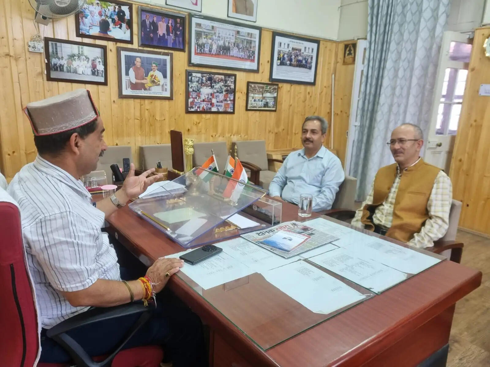 शाहपुर में जुलाई के पहले सप्ताह में शुरू होगा सोलर प्लांट : केवल सिंह पठानिया