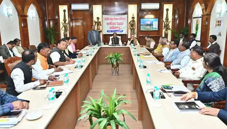 रायपुर : जनजातीय विकास को सांसद संकुल विकास परियोजना से मिलेगी गति : मुख्यमंत्री साय