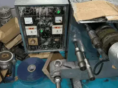 पलवल: अवैध इंजेक्शन फैक्ट्री पर स्वास्थ्य विभाग का छापा, 19 पेटी दवाइयां बरामद