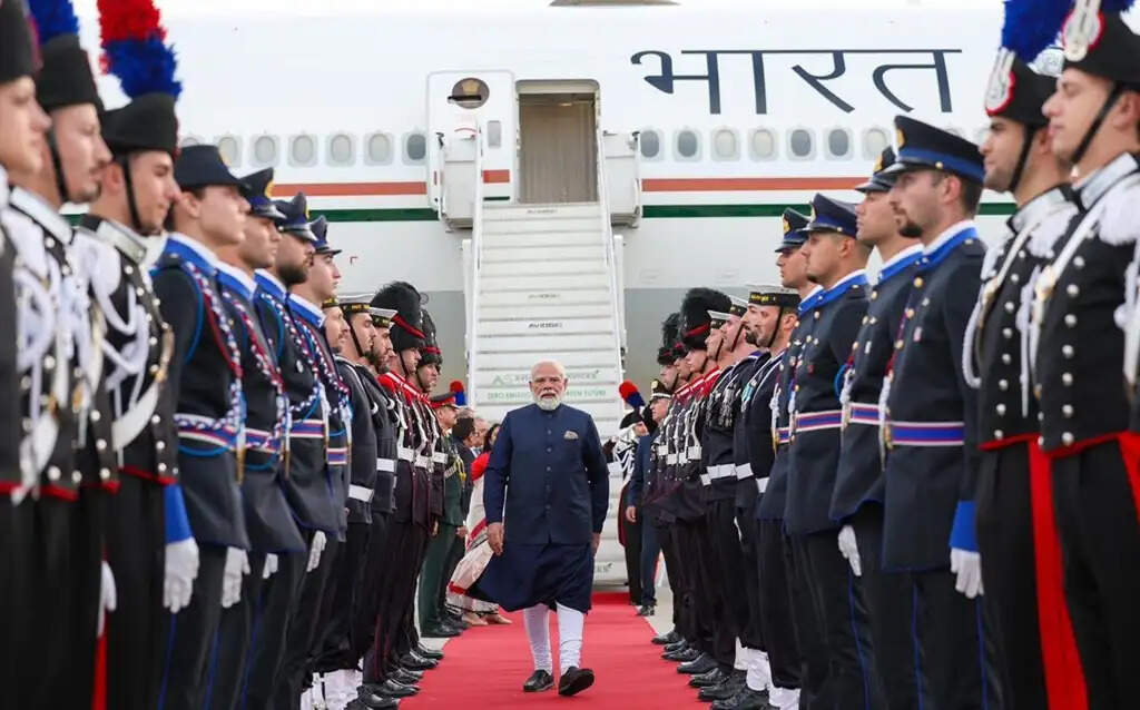 प्रधानमंत्री मोदी की इटली यात्रा, रोम से साझा किए फोटो, 'भारत-मध्य पूर्व-यूरोप आर्थिक गलियारा' रहेगा चर्चा के केंद्र में
