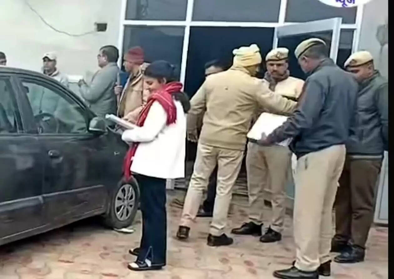 हिसार : पत्नी की हत्या कर पति ने लगाया फंदा, घरेलू विवाद का खौफनाक अंत