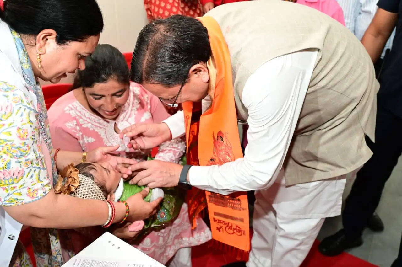 मुख्यमंत्री ने सीमांत चंपावत जिले को दी&nbsp;40 करोड़ से अधिक की स्वास्थ्य योजनाओं की सौगात