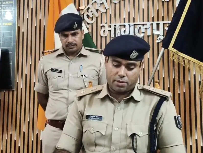 अवैध हथियार और स्मैक के साथ सुदामा यादव गिरफ्तार