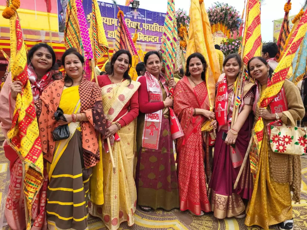 श्याम महोत्सव पर निकली भव्य निशान शोभायात्रा,जीवंत झांकी बनी आकर्षण का केंद्र