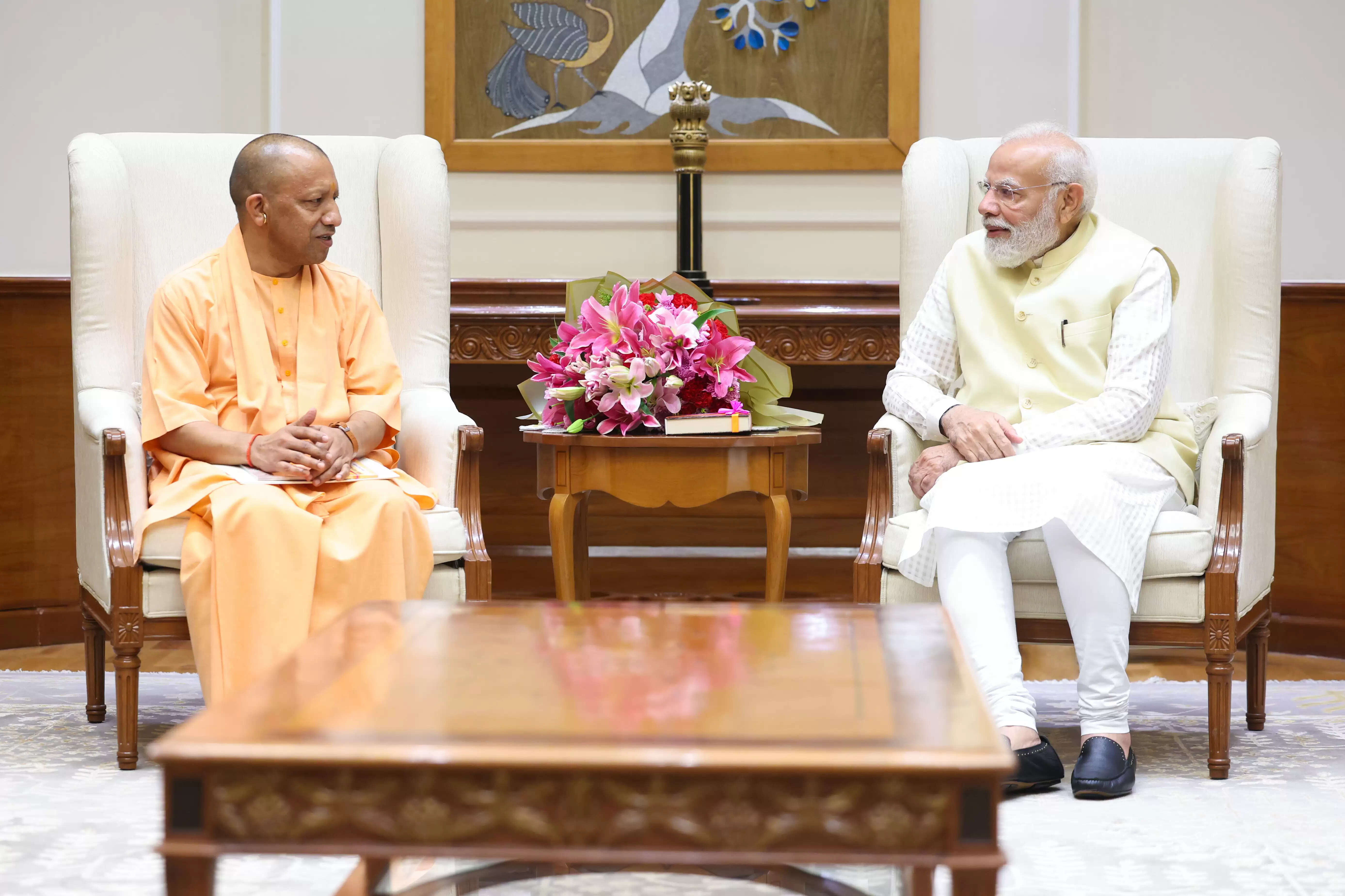 योगी आदित्यनाथ ने की राष्ट्रपति द्रौपदी मुर्मु, प्रधानमंत्री नरेन्द्र मोदी से मुलाकात