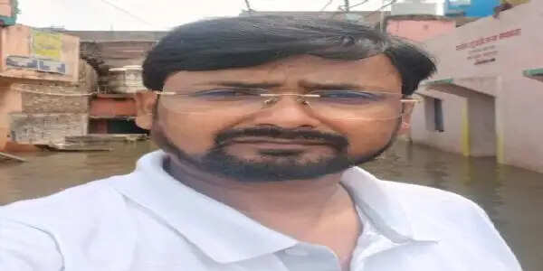 नाथनगर और चंपानगर जलमग्न, डूबे लूम, बुनकरों की रोजी-रोटी पर संकट