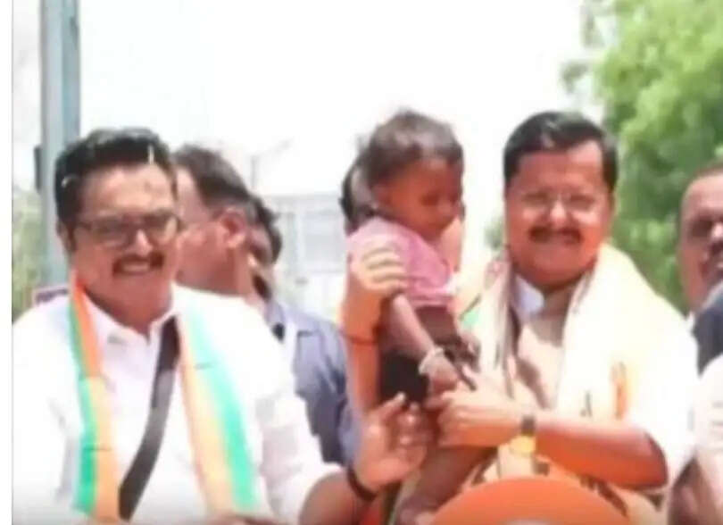 तमिलनाडु चुनाव 2026: भाजपा अध्यक्ष नितिन नवीन ने राजग उम्मीदवारों के लिए किया रोड शो