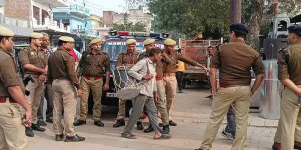 गैंगस्टर आरोपी सपा नेता सहित भाई व पुत्र की डेढ़ सौ करोड़ की संपत्ति कुर्क