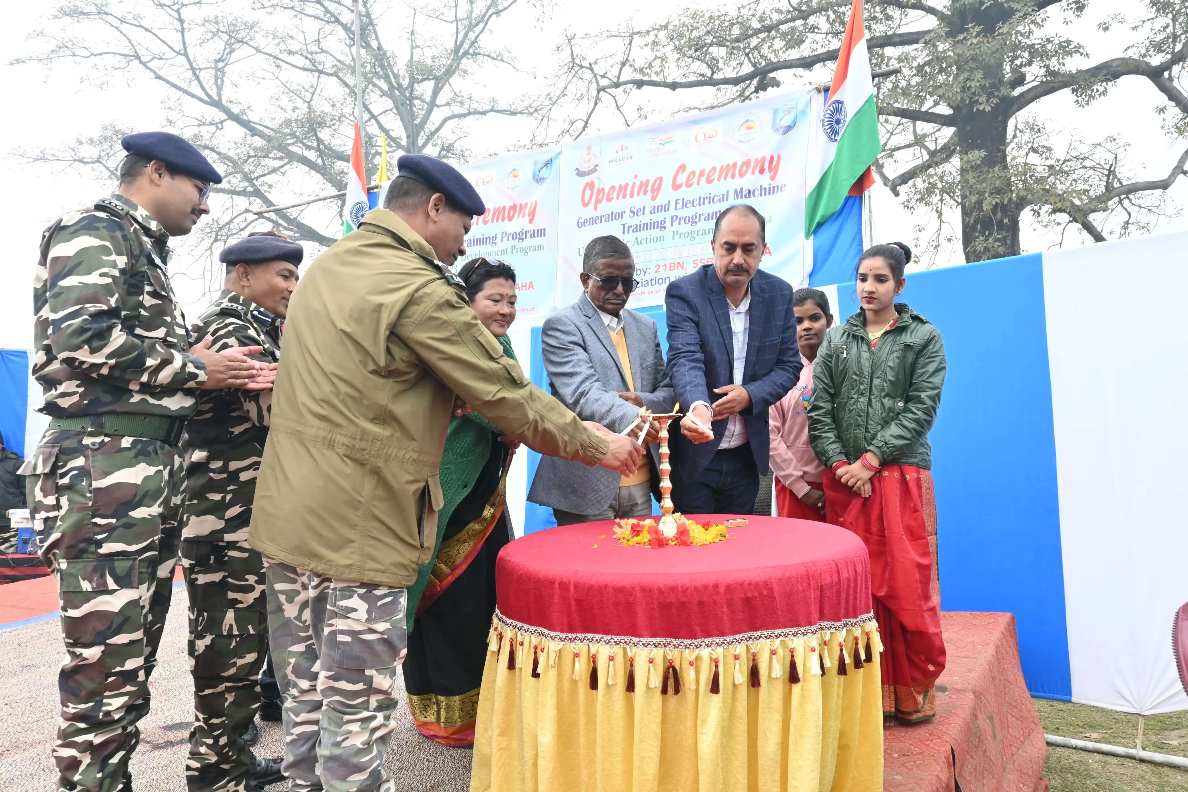 21वीं वाहिनी सशस्त्र सीमा बल ने युवकों के लिए की मोबाइल एवं जनरेटर रिपेयरिंग प्रशिक्षण की शुरूआत