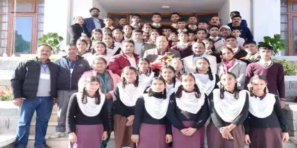 स्कूल और कॉलेज छात्रों ने देखी विधान सभा की कार्यवाही, विधान सभा अध्यक्ष से की मुलाकात