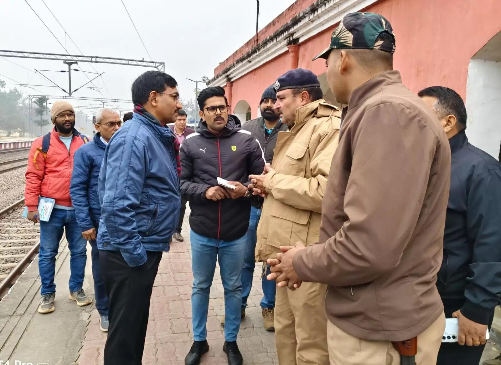 वरूणा एक्सप्रेस और महामना एक्सप्रेस का जल्द हैदरगढ़ स्टेशन पर हाेगा ठहराव : डीआरएम