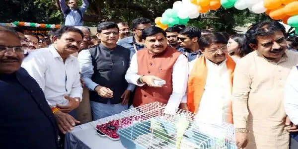 मध्य प्रदेश के इंदौर में देश के पहले वर्चुअल चिड़ियाघर का लोकार्पण