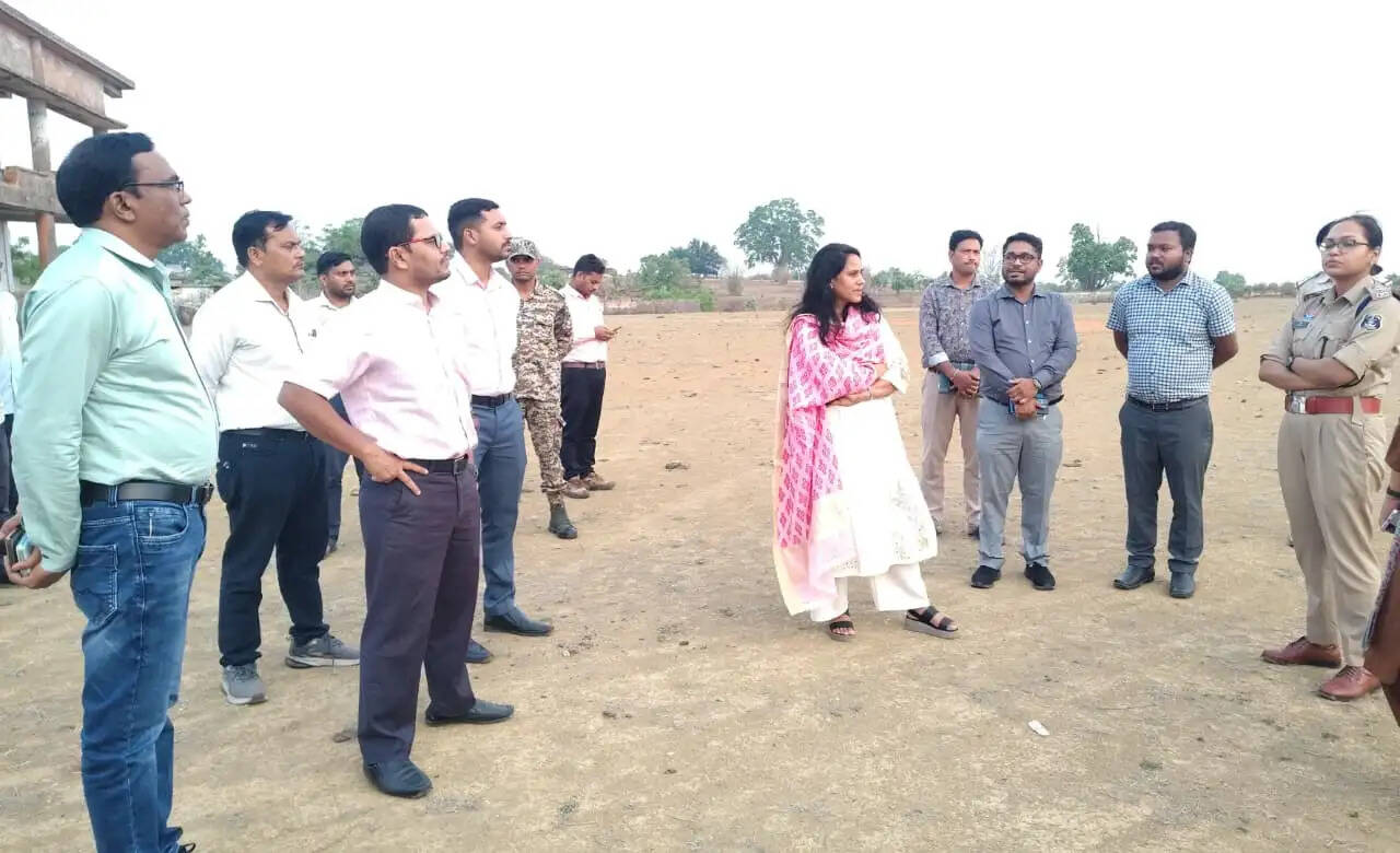 एमसीबी : कलेक्टर ने चिरमिरी और खड़गवां में जनसुविधाओं का लिया जायजा, जल संरक्षण को बताया प्राथमिकता
