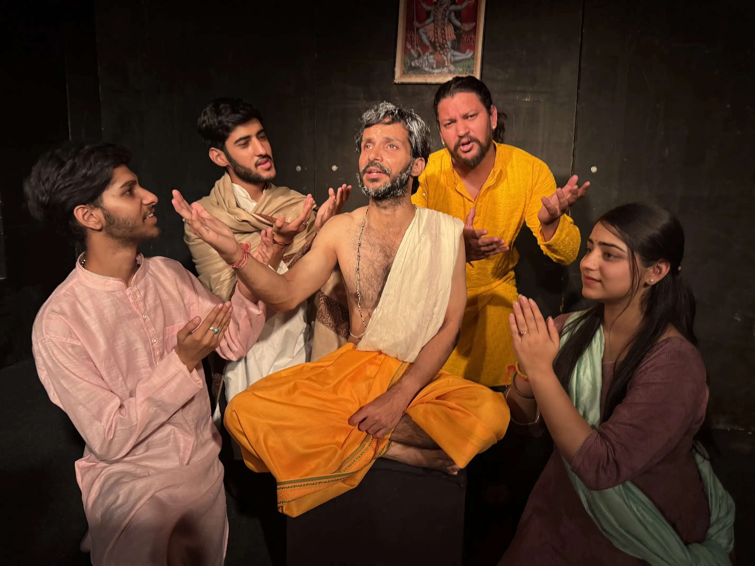 नटरंग के 'संडे थिएटर' में मंचित हुआ हिंदी नाटक ‘रामकृष्ण परमहंस’