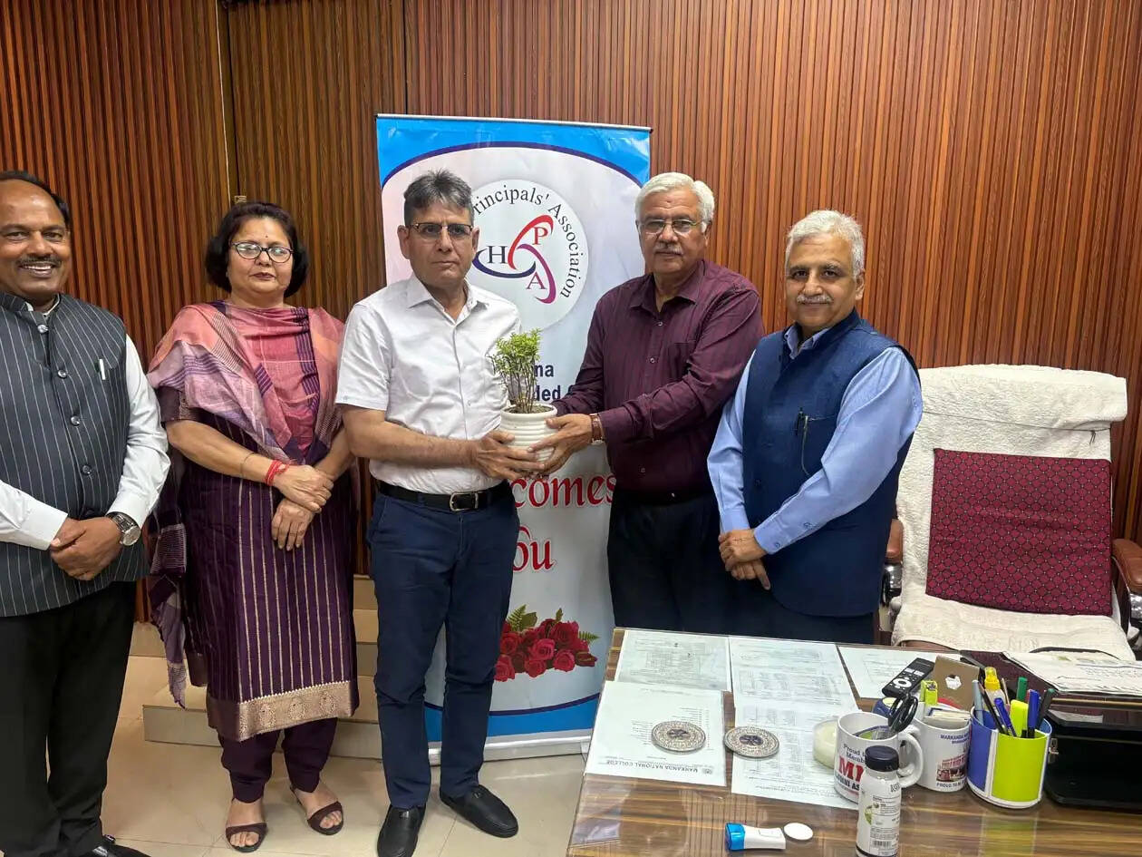 हिसार : दयांनद कॉलेज के प्राचार्य डाॅ. विक्रमजीत सिंह बने प्रिंसिपल्स एसोसिएशन के प्रधान
