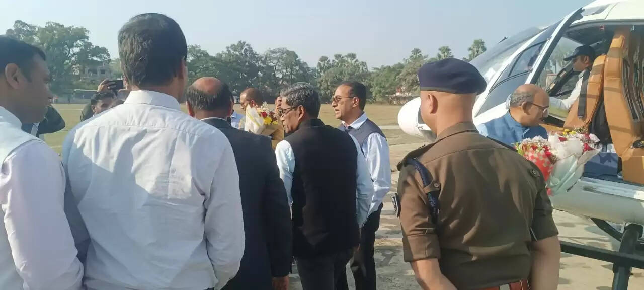 मुख्य सचिव का ताजपुर बख्तियारपुर फोरलेन का निरीक्षण