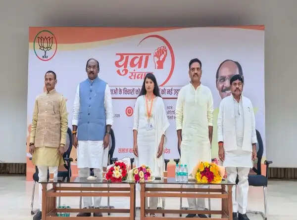 ‘विकसित भारत’ के निर्माण में युवाओं की भूमिका महत्वपूर्ण : असीम अरुण