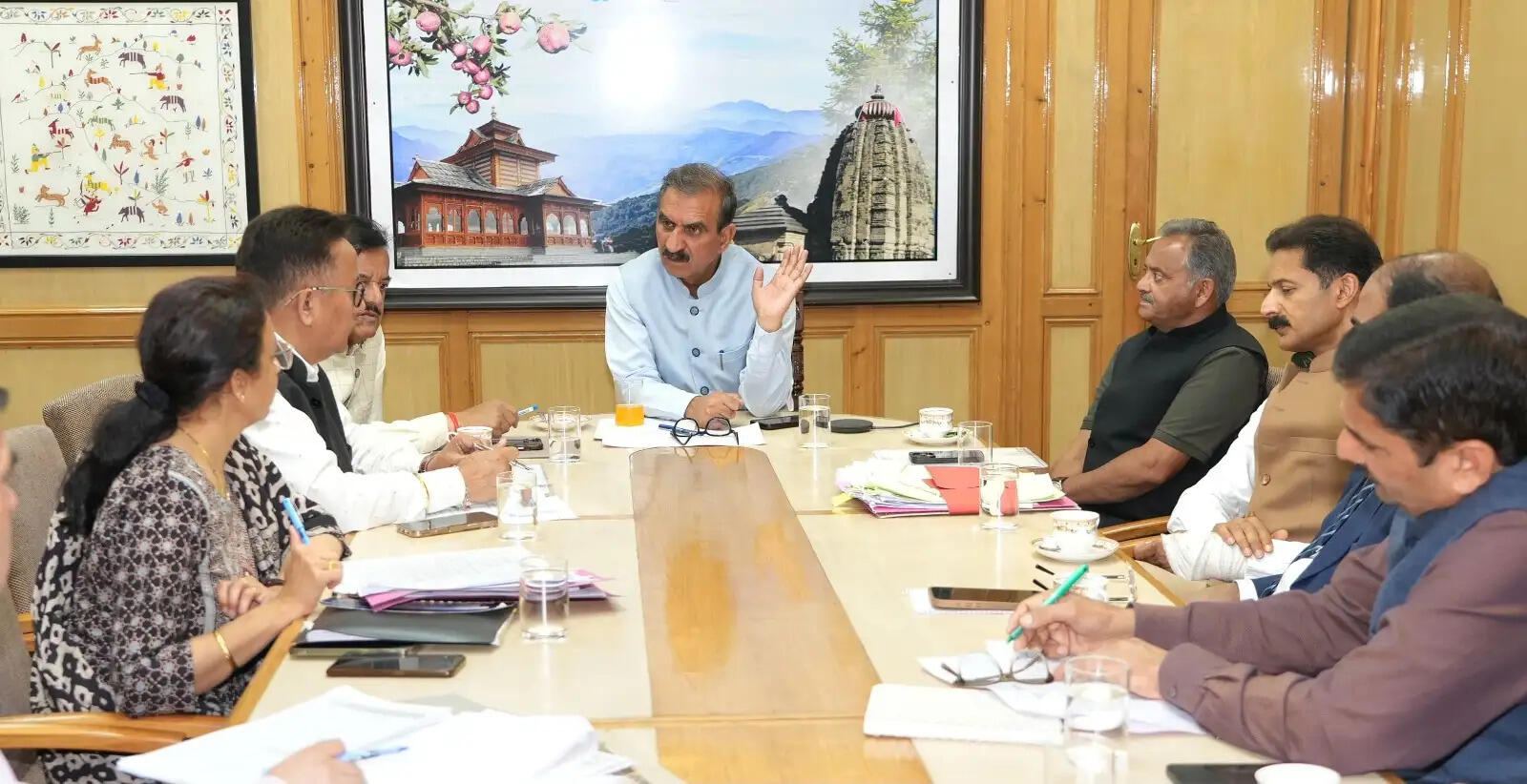 ठेकेदारों की लंबित देनदारियों का इसी महीने होगा निपटारा, मुख्यमंत्री सुक्खू ने दिए निर्देश