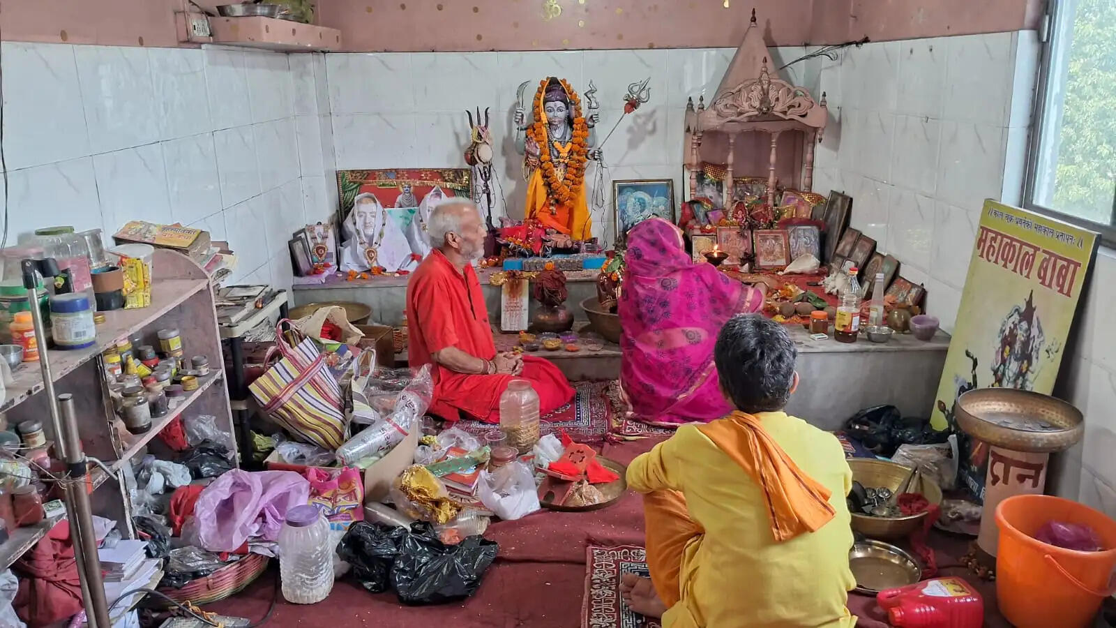 महाकाल मंदिर में मां कालरात्रि की पूजा, भक्तिमय माहौल