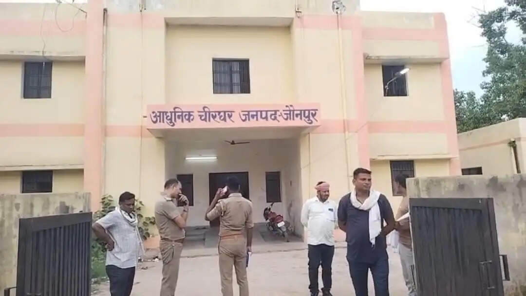 जौनपुर जिला कारागार में हत्या के दोषी कैदी की मौत, मजिस्ट्रेटी जांच के आदेश