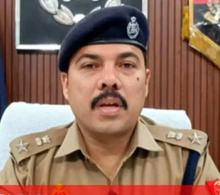 मेरठ के एसएसपी ने 10 पुलिसकर्मियों को किया लाइन हाजिर