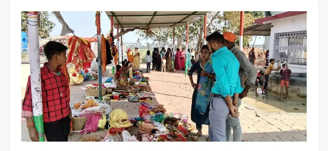 नालंदा जिले के पाँच गाँवों की अनोखी होली: 54 साल से रंग-गुलाल नहीं, 24 घंटे गूंजता है ‘हरे राम-हरे कृष्ण’ का कीर्तन