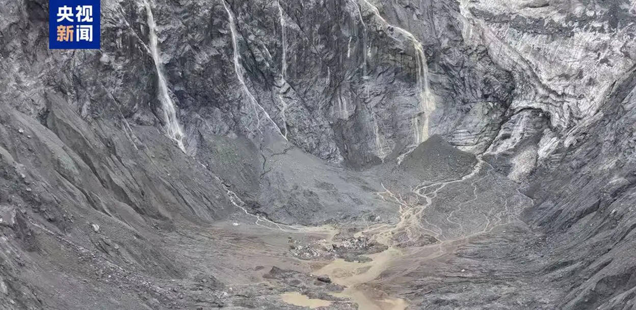 नेपाल आपदा : 2.5 करोड़ घन मीटर बर्फ 2,000 मीटर नीचे गिरी, विस्फोट जैसा असर