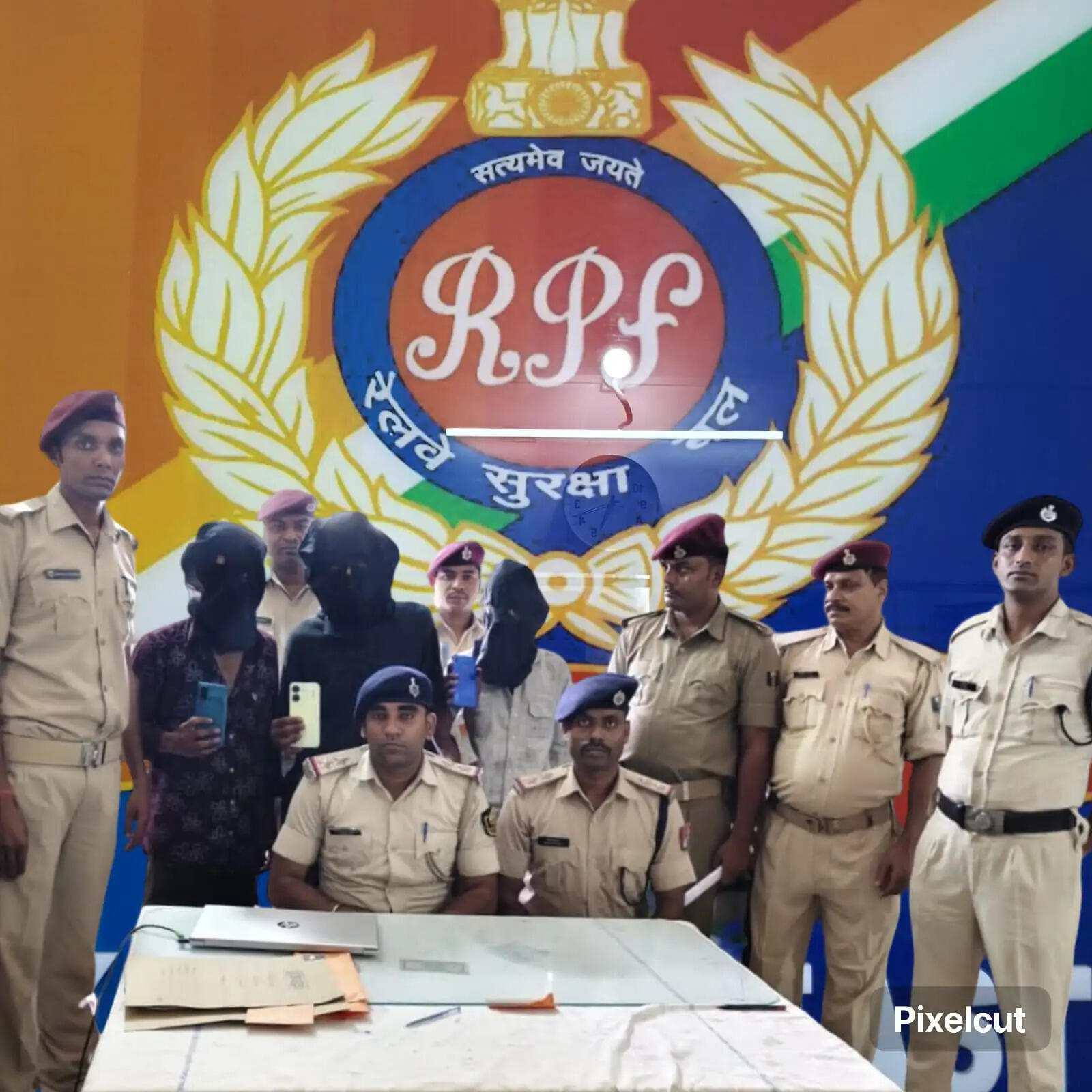 ऑपरेशन क्लीन का दिखा असर, कटिहार आरपीएफ ने तीन अलग-अलग मामलों में की ताबड़तोड़ कार्रवाई