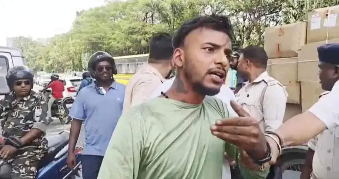 महिला से चेन छिनतई का प्रयास विफल, एक आरोपित को लोगों ने पकड़कर पुलिस को सौंपा