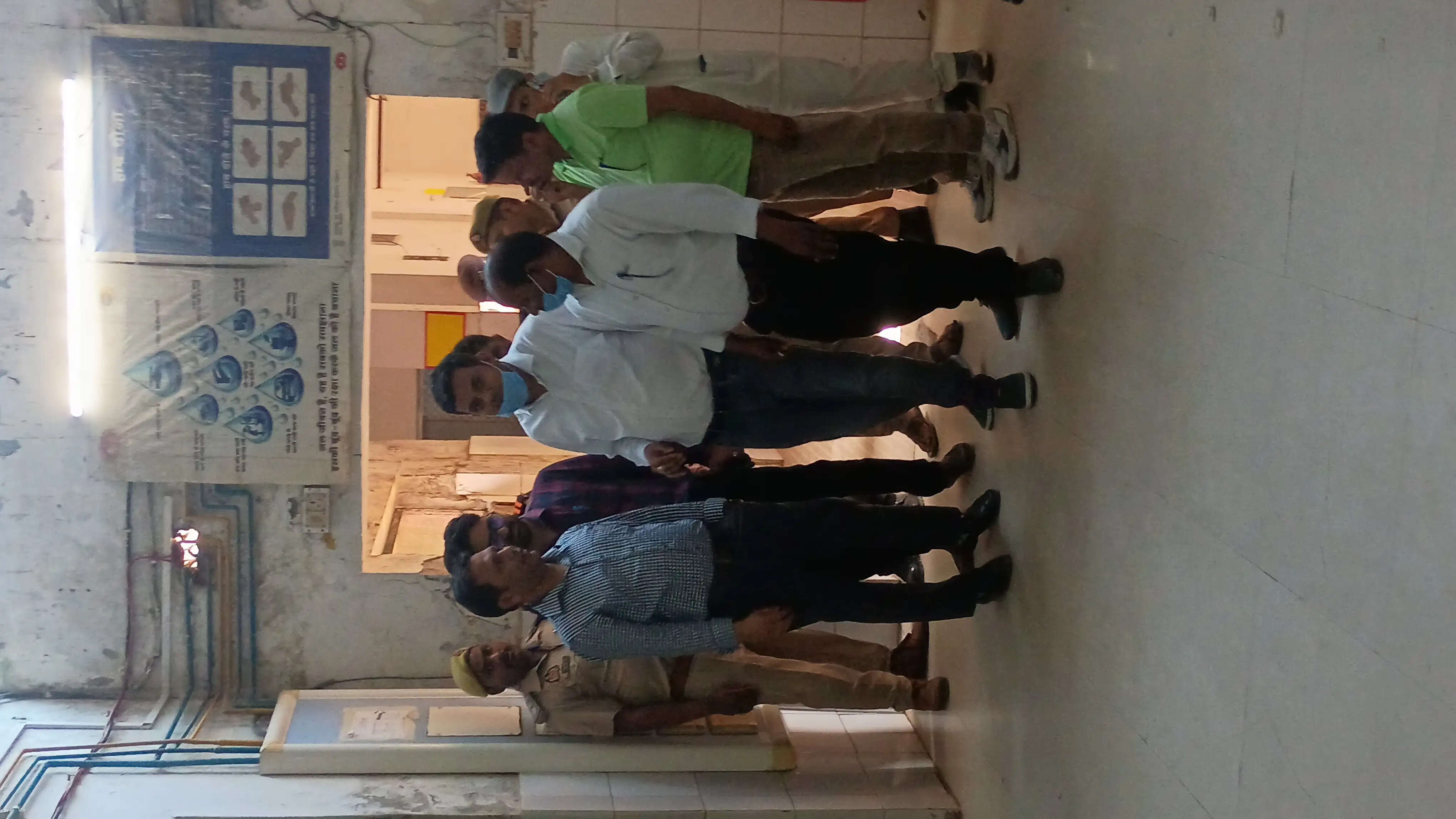 देवरिया मेडिकल कॉलेज के पीआईसीयू में शॉर्ट सर्किट से आग लगी