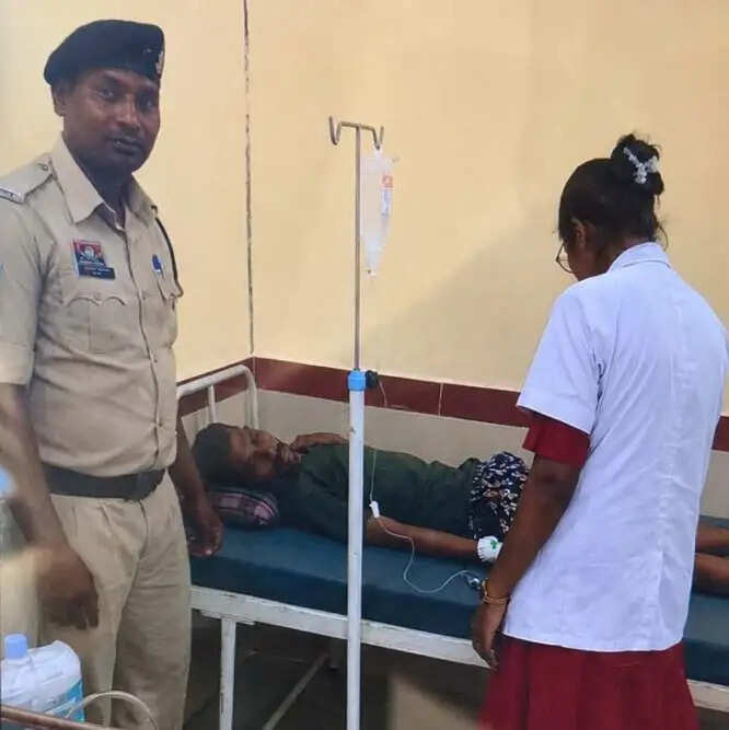 डायल-112 आपातकालीन सेवा ने सर्पदंश के शिकार ग्रामीण की बचाई जान