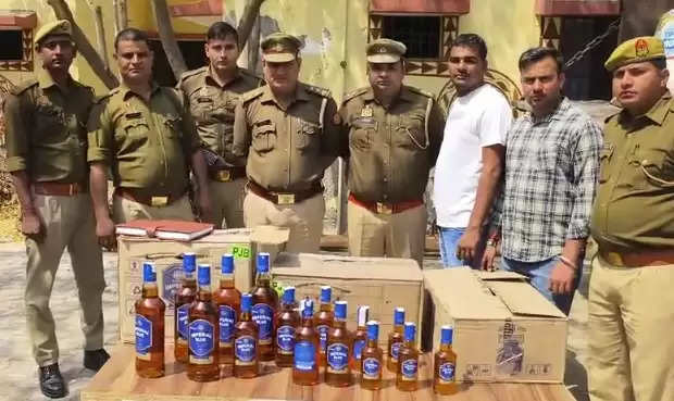 मथुरा : कोसीकलां पुलिस ने ट्रक से जब्त की 35 लाख की अंग्रेजी शराब, चालक-क्लीनर फरार