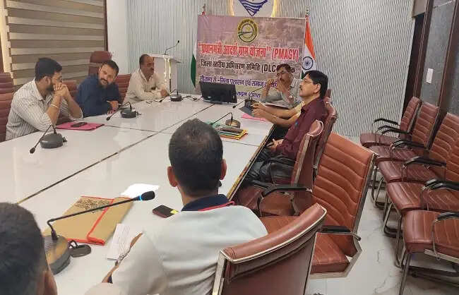 प्रधानमंत्री आदर्श ग्राम योजना : हर ग्राम को ‘गैप फिलिंग’ के लिए मिलेंगे 20 लाख