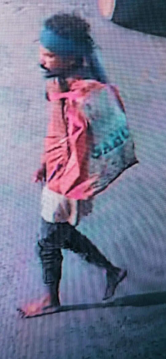 अंबिकापुर : सदभावना चौक मर्डर मिस्ट्री, सीसीटीवी में दिखा आरोपित, अब तक पुलिस के हाथ खाली