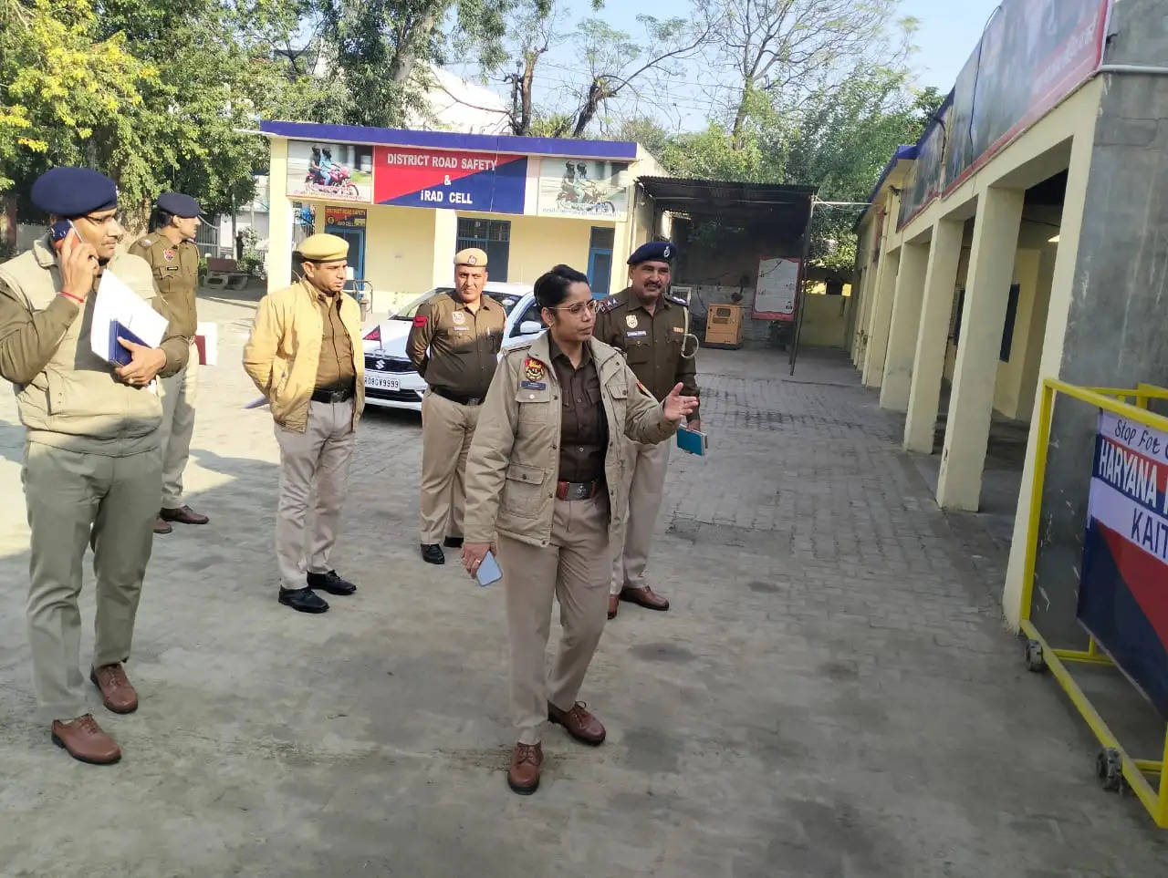 कैथल: एसपी ने महिला व ट्रैफिक थाना का किया निरीक्षणपुलिस कर्मचारियों को दिए निर्देश