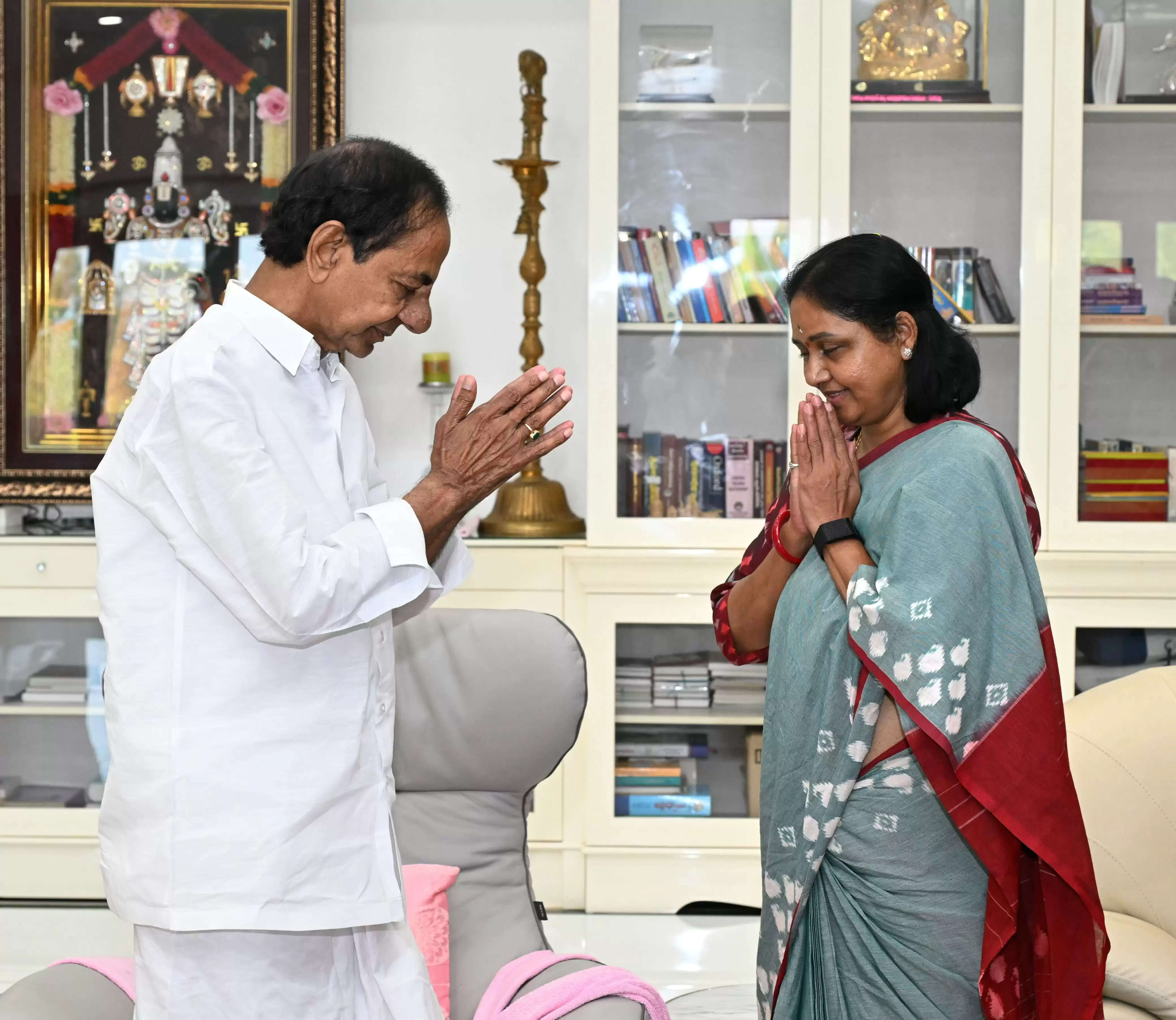 जुबली हिल्स उपचुनाव : दिवंगत विधायक के बेटे ने लगाया सनसनीखेज आरोप -सुनीता मगंती गोपीनाथ की पत्नी नहीं