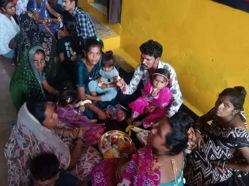 कोरबा जिला जेल में भावुक हुआ रक्षाबंधन, बहनों ने बंदी भाइयों की कलाई पर बांधा रक्षा सूत्र