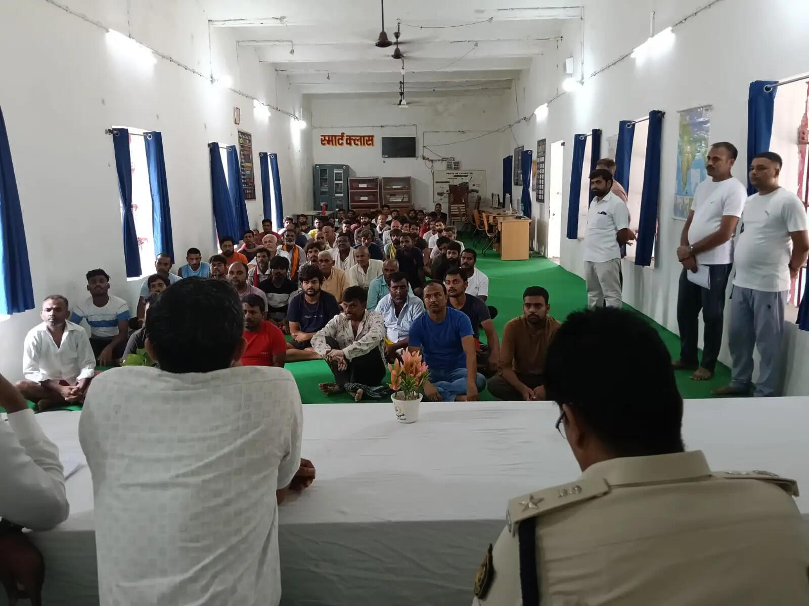 मंडल कारा छपरा में बंदियों के लिए विधिक जागरूकता शिविर का आयोजन