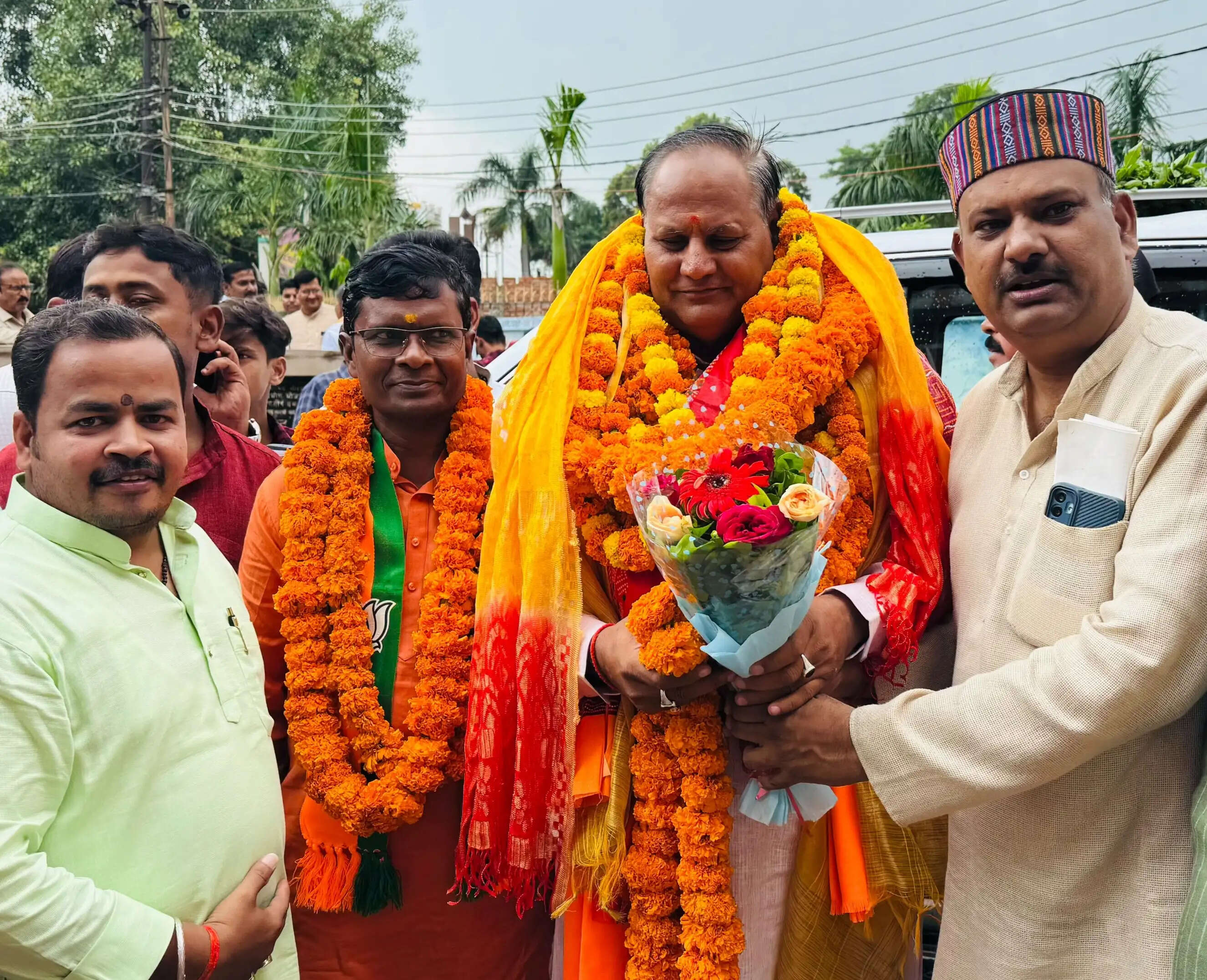 काशी क्षेत्र के महामंत्री विद्याधर तिवारी का भव्य स्वागत, कार्यकर्ताओं में दिखा उत्साह